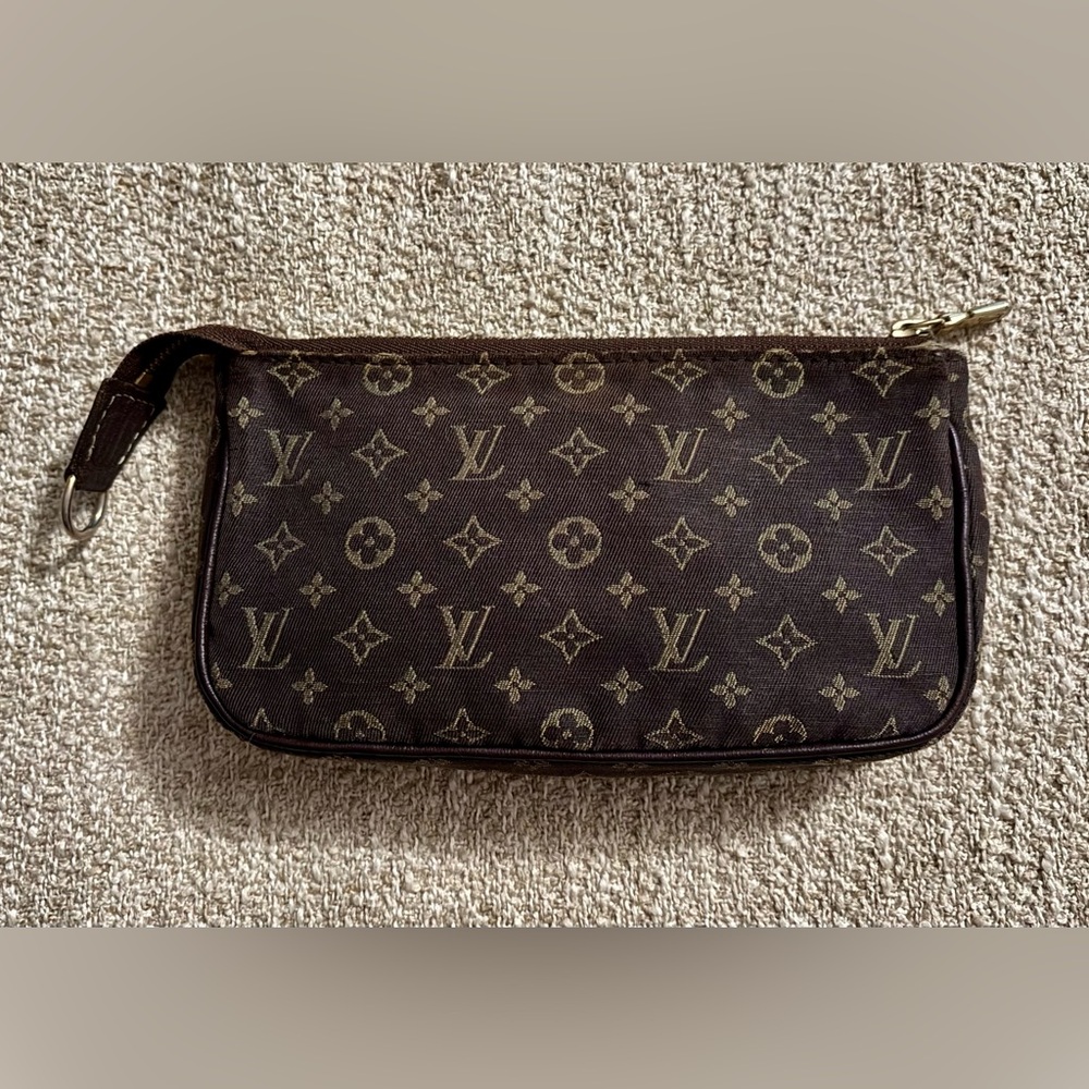 😍 Louis Vuitton Brown Mini Lin Pouch